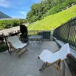 Bon Dog Friendly Apartment Tirano
